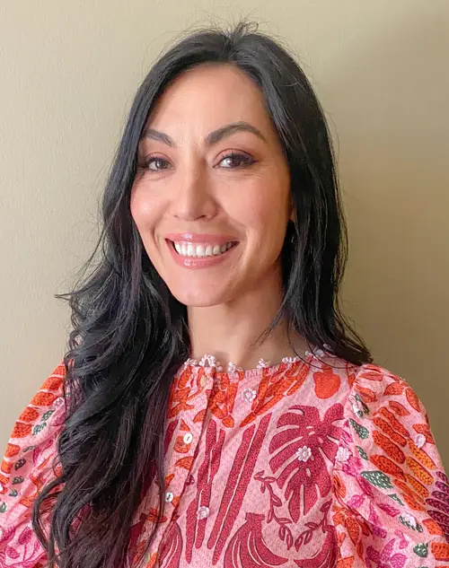 Ivonne Flores